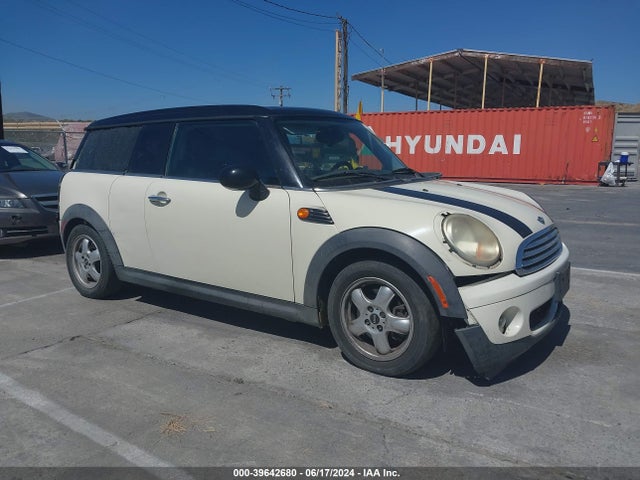 2009 MINI COOPER CLUBMAN WMWML33589TX33181 Photo 0