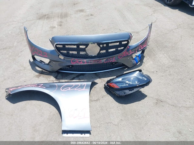 WDDZH6GB6JA374866 Mercedes-Benz E 400 4matic