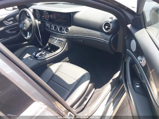 WDDZH6GB6JA374866 Mercedes-Benz E 400 4matic