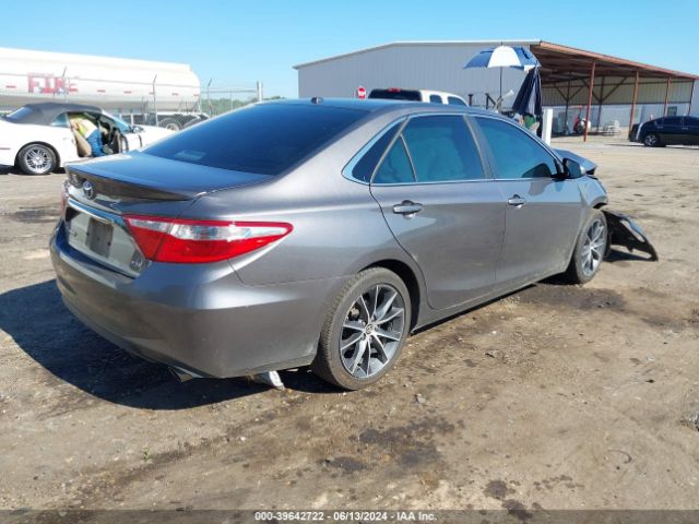 2017 TOYOTA CAMRY 4T1BF1FKXHU299311 Photo 3