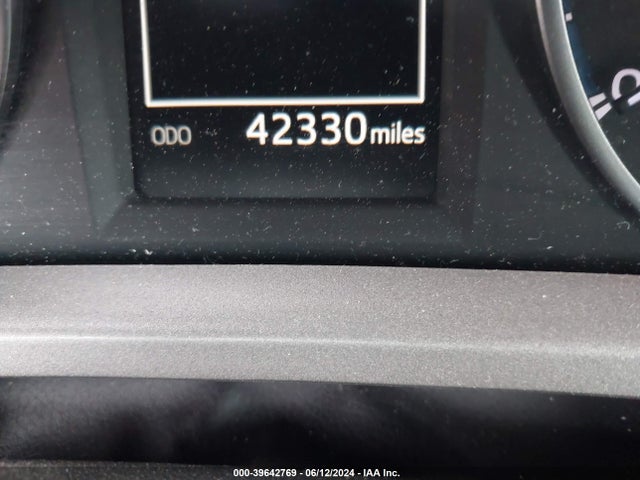 Toyota RAV4 LE 2018 2T3ZFREV0JW405643 Image 15