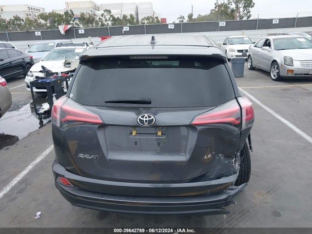 Toyota RAV4 LE 2018 2T3ZFREV0JW405643 Image 16