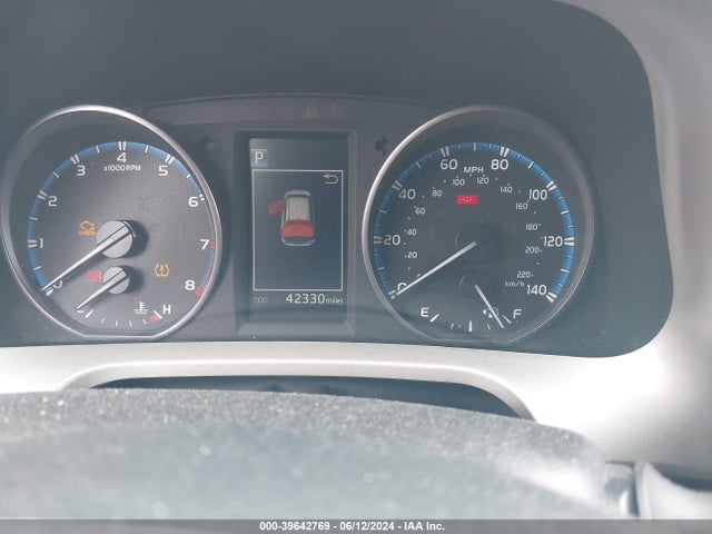 Toyota RAV4 LE 2018 2T3ZFREV0JW405643 Image 7