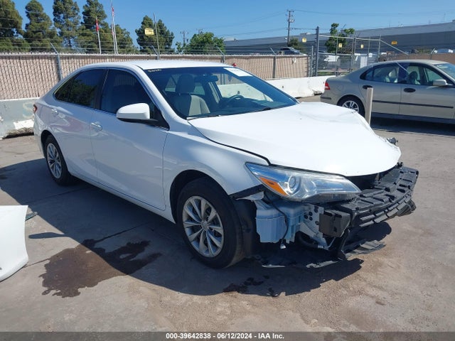 Toyota CAMRY LE 2017 4T1BF1FK5HU325006 main image