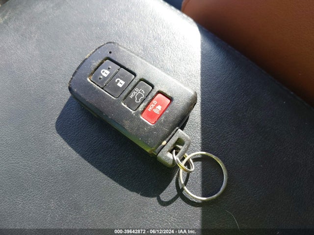 Toyota RAV4 SE 2017 2T3NFREV2HW372492 Image 11