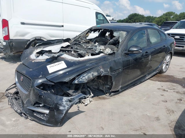 2016 JAGUAR XF SAJBF4BV6GCY03736 Photo 1