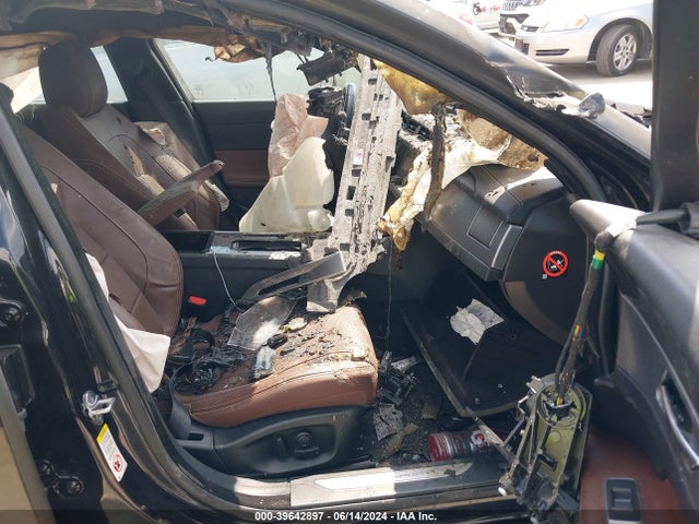 2016 JAGUAR XF SAJBF4BV6GCY03736 Photo 4