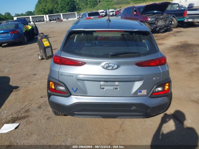 KM8K1CAA9LU587127 Hyundai Kona Se