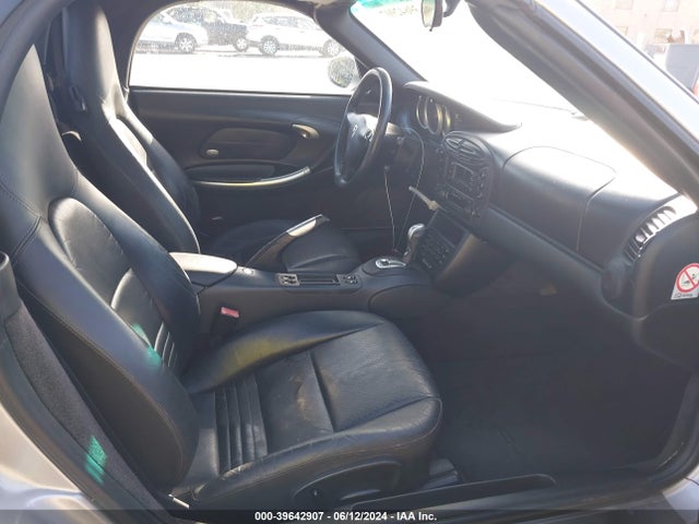 2001 PORSCHE BOXSTER WP0CB29801U660903 Photo 4