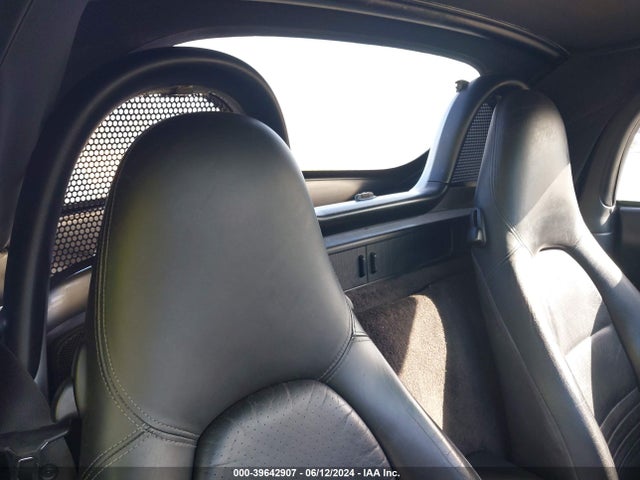 2001 PORSCHE BOXSTER WP0CB29801U660903 Photo 7