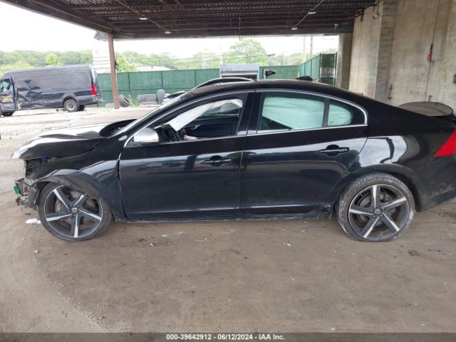 YV1902TP2G2402137 Volvo S60 T6 R-design