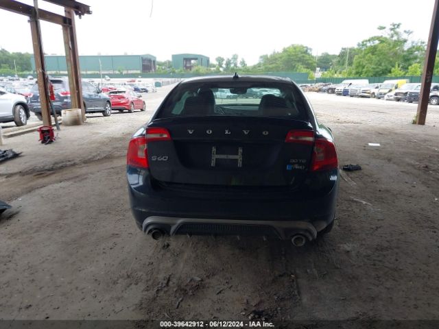 YV1902TP2G2402137 Volvo S60 T6 R-design