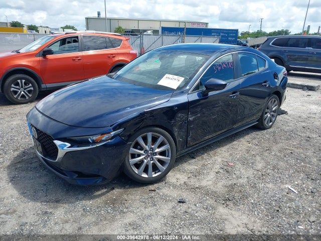 Mazda Mazda3 Select Package 2019 JM1BPACL5K1108241 Image 2