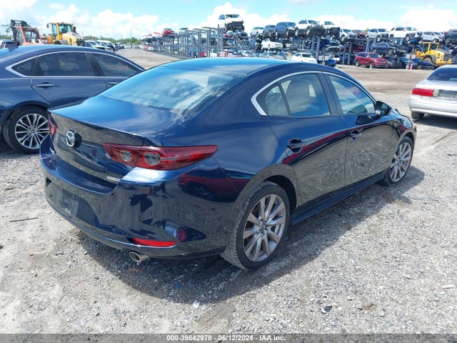 Mazda Mazda3 Select Package 2019 JM1BPACL5K1108241 Image 4