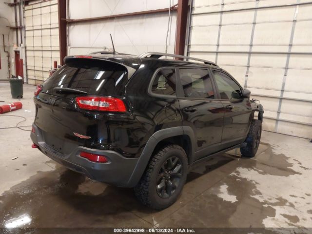 1C4PJMBX7JD575283 Jeep Cherokee Trailhawk 4x4