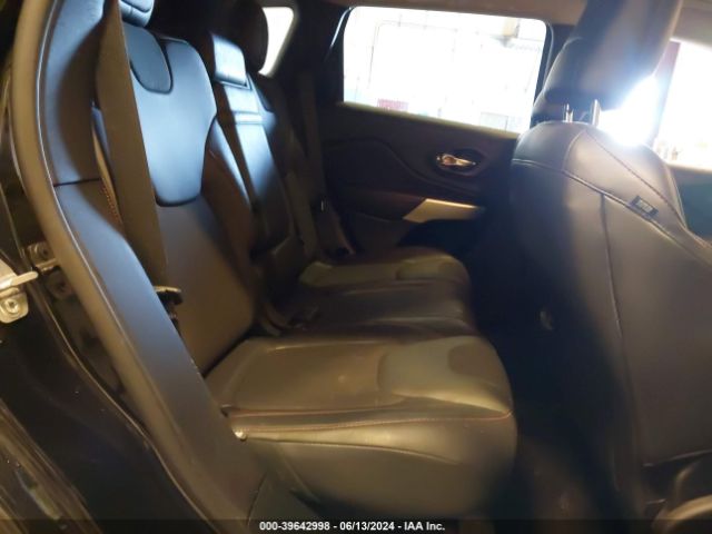 1C4PJMBX7JD575283 Jeep Cherokee Trailhawk 4x4