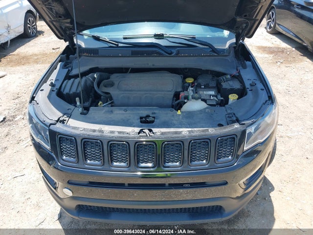 3C4NJDBB5JT395418 Jeep Compass Altitude 4x4
