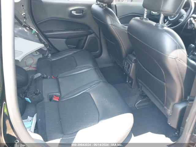 3C4NJDBB5JT395418 Jeep Compass Altitude 4x4