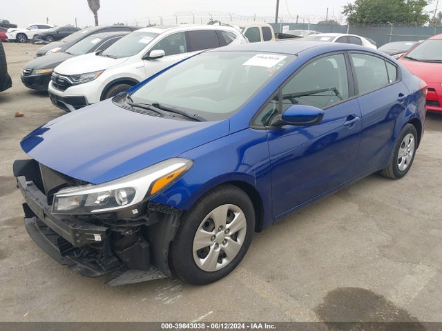 KIA FORTE LX 2018 3KPFK4A74JE221147 Image 2