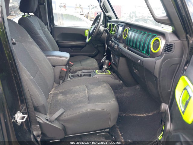 1C4HJXDG2LW241642 Jeep Wrangler Unlimited Sport 4x4