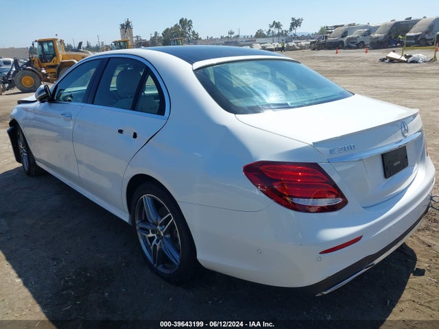 Mercedes-Benz E 300 2019 WDDZF4JB2KA670648 Image 3