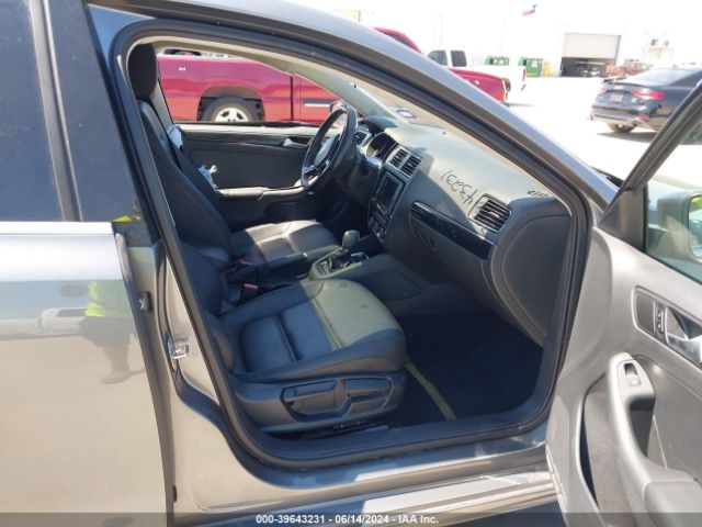 3VWL17AJ3HM399244 Volkswagen Jetta 1.8t Sel/1.8t Sel Premium