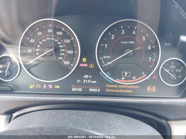 BMW 330i Xdrive 2017 WBA8D9C32HA005401 Image 7