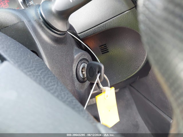 Toyota COROLLA LE 2019 5YFBURHE3KP880668 Image 11