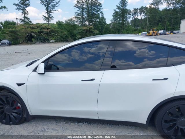 7SAYGDEF8NF532014 Tesla Model Y Performance Dual Motor All-wheel Drive