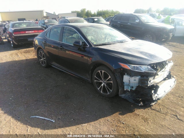 2019 4T1B11HK9KU786440 главное изображение