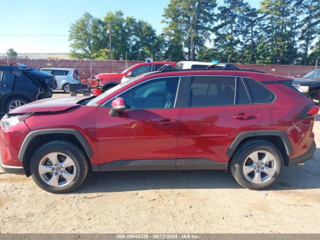 2T3P1RFV2KC038753 Toyota Rav4 Xle