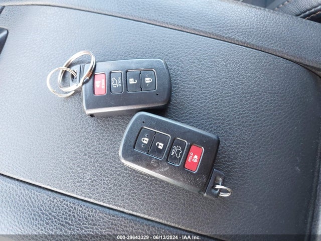 Toyota Highlander Xle 2019 5TDJZRFH7KS584067 Image 11