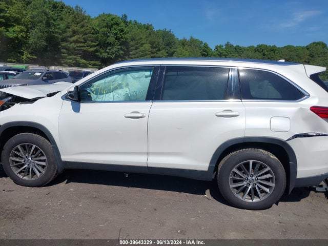 Toyota Highlander Xle 2019 5TDJZRFH7KS584067 Image 15