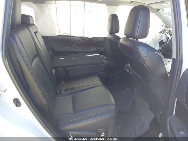 Toyota Highlander Xle 2019 5TDJZRFH7KS584067 Image 8