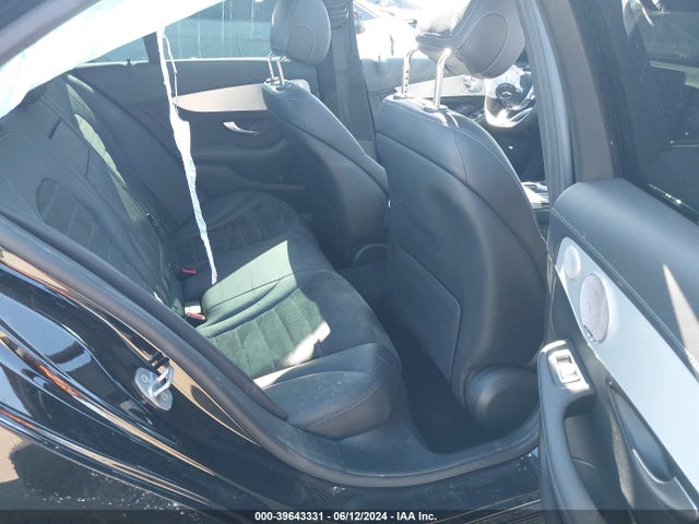 W1KWF8DBXMR632790 Mercedes-Benz C 300 Sedan