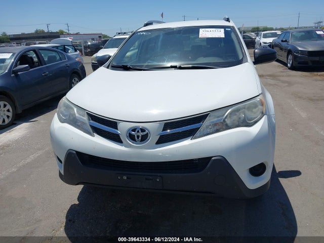 Toyota RAV4 LE 2014 JTMBFREV7EJ011451 Image 12