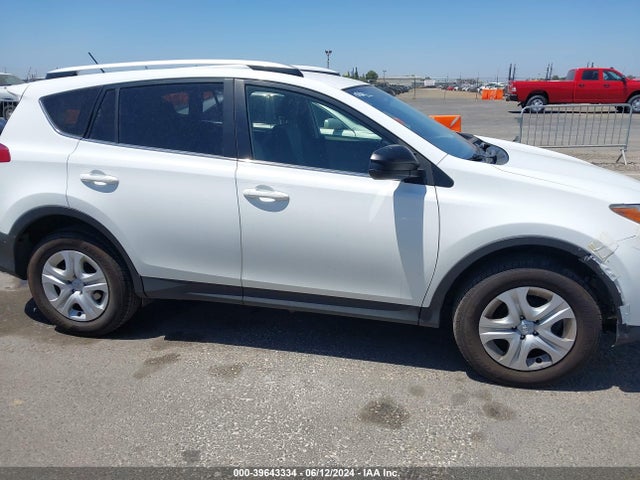 Toyota RAV4 LE 2014 JTMBFREV7EJ011451 Image 13