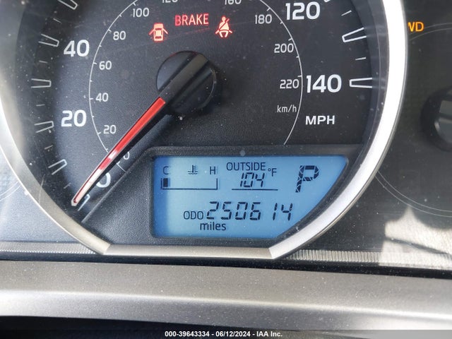 Toyota RAV4 LE 2014 JTMBFREV7EJ011451 Image 15