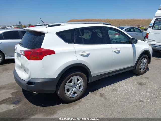 Toyota RAV4 LE 2014 JTMBFREV7EJ011451 Image 4