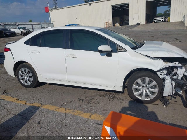 Toyota COROLLA LE 2021 JTDEPMAE8MJ182002 Image 13