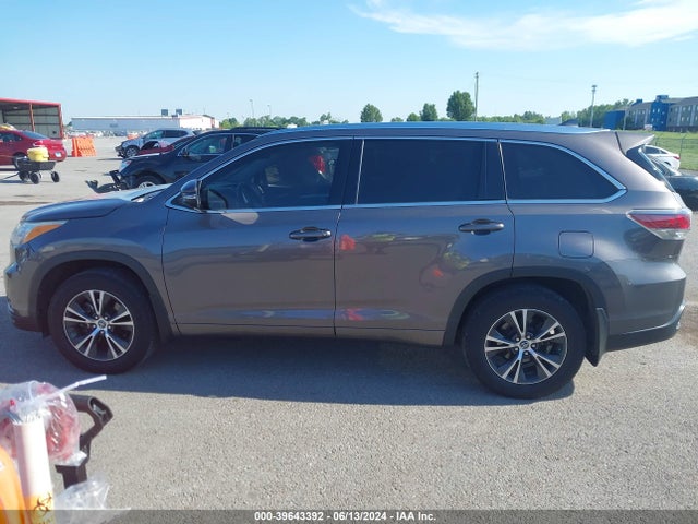 Toyota Highlander Xle V6 2016 5TDJKRFH3GS237685 Image 14