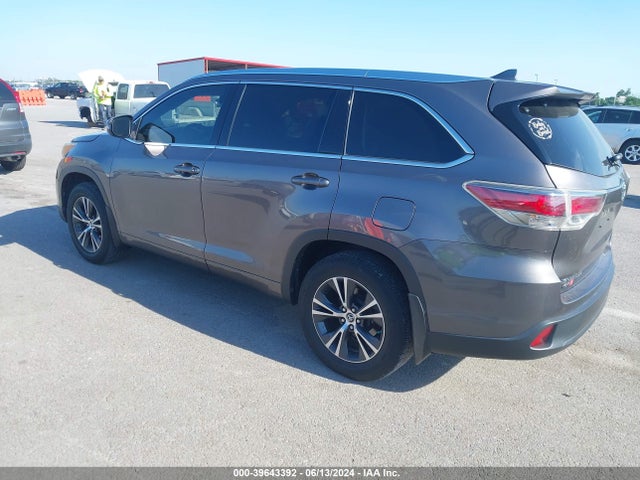 Toyota Highlander Xle V6 2016 5TDJKRFH3GS237685 Image 3