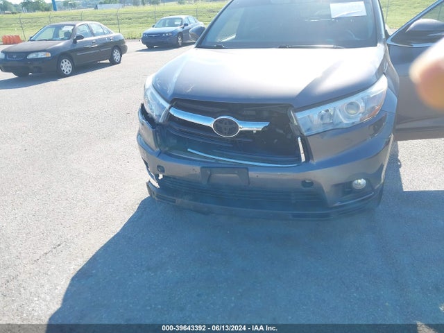 Toyota Highlander Xle V6 2016 5TDJKRFH3GS237685 Image 6