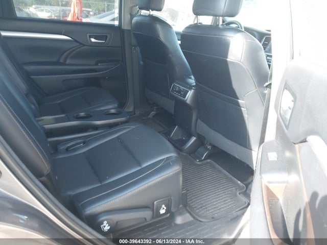 Toyota Highlander Xle V6 2016 5TDJKRFH3GS237685 Image 8