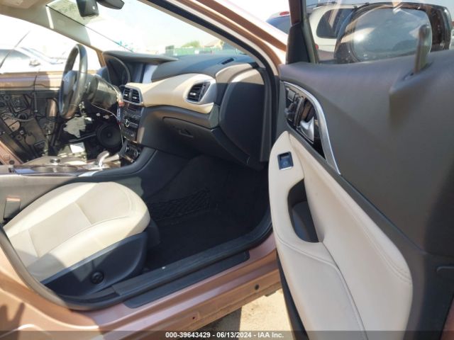 SJKCH5CP7HA025606 Infiniti Qx30 Luxury
