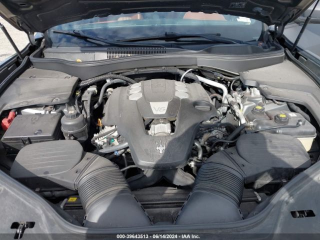 ZN661XUL2HX253200 Maserati Levante