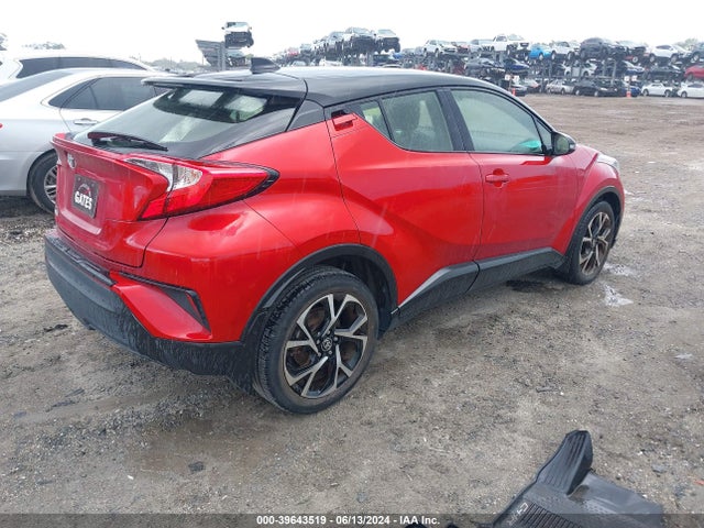 Toyota C-HR XLE 2020 JTNKHMBX7L1086372 Image 4