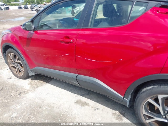 Toyota C-HR XLE 2020 JTNKHMBX7L1086372 Image 6