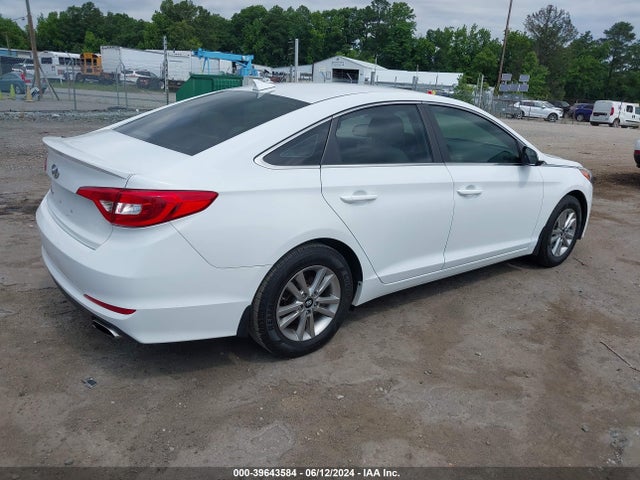 Hyundai SONATA SE 2016 5NPE24AF1GH339860 Image 4