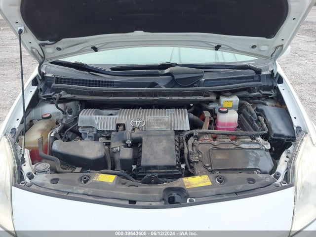 Toyota Prius Two 2014 JTDKN3DUXE0372607 Image 10